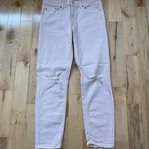 Zara pink mid rise jeans. Gently worn. Great condition.